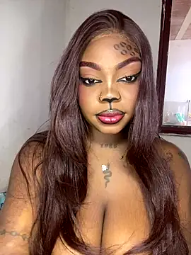 MiiaaCollinss online show from October 28, 3:14 pm