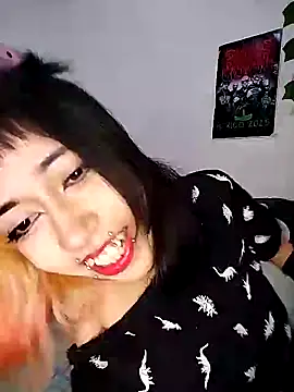 Snapshot of YukiRam chatting on October 3, 2:52 am YukiRam online show from October 3, 2:52 am