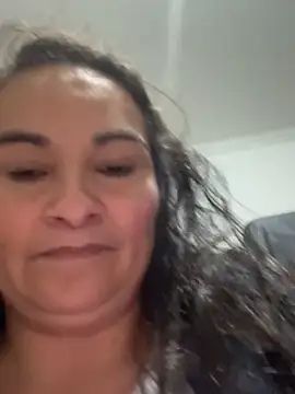 StefiAlizon70 online show from October 18, 2:25 am