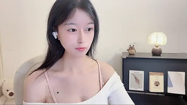 Onechestnut online show from October 11, 11:14 pm