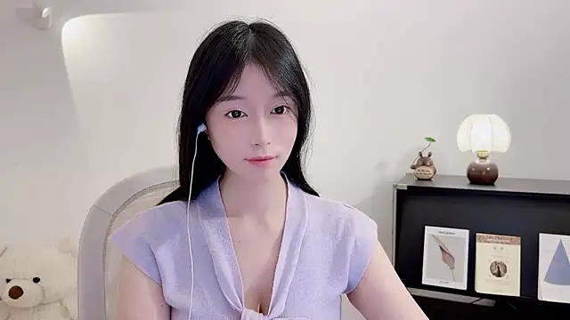 Onechestnut online show from November 17, 6:08 am