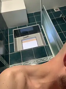 macho1347 online show from December 18, 8:42 am