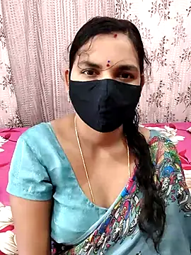 Snapshot of Lalitha-1995 chatting on October 30, 5:42 am Lalitha-1995 online show from October 30, 5:42 am