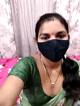 Snapshot of Lalitha-1995 chatting on November 8, 4:45 am Lalitha-1995 online show from November 8, 4:45 am
