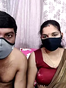 Snapshot of Lalitha-1995 chatting on November 19, 6:02 am Lalitha-1995 online show from November 19, 6:02 am