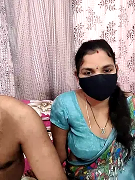 Snapshot of Lalitha-1995 chatting on November 23, 9:09 am Lalitha-1995 online show from November 23, 9:09 am