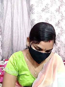 Snapshot of Lalitha-1995 chatting on November 30, 4:22 pm Lalitha-1995 online show from November 30, 4:22 pm
