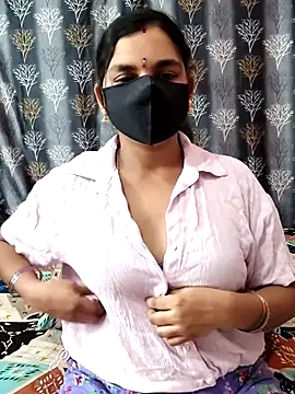 Lalitha-1995 online show from March 25, 5:35 am