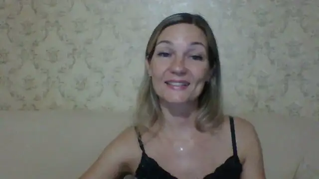 Snapshot of sweetriki chatting on October 21, 4:51 pm sweetriki online show from October 21, 4:51 pm