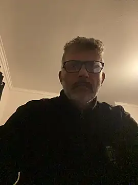 max219 online show from November 23, 7:35 pm