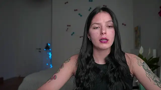 EwelynScott online show from January 18, 9:51 pm