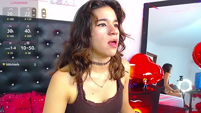Snapshot of miascarlet_16 chatting on September 18, 1:13 pm miascarlet 16 online show from September 18, 1:13 pm