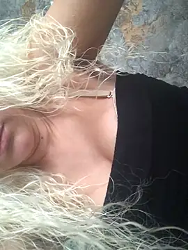 AlevNaz online show from April 3, 2:04 pm