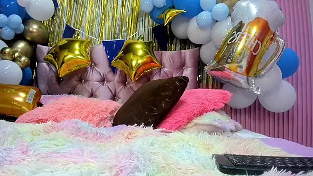 Mindy 19 online show from September 22, 10:56 pm