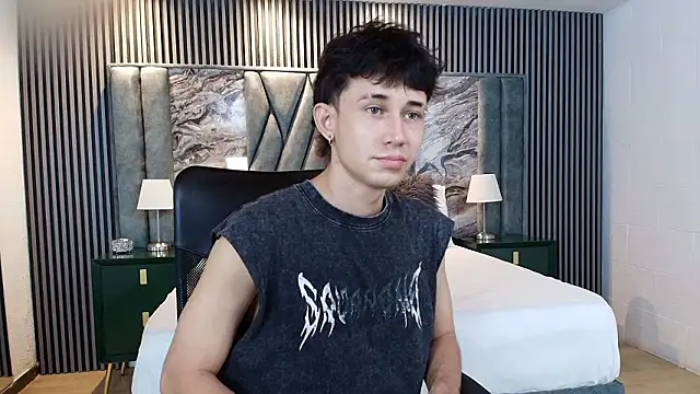 Michael blue online show from February 17, 7:31 pm