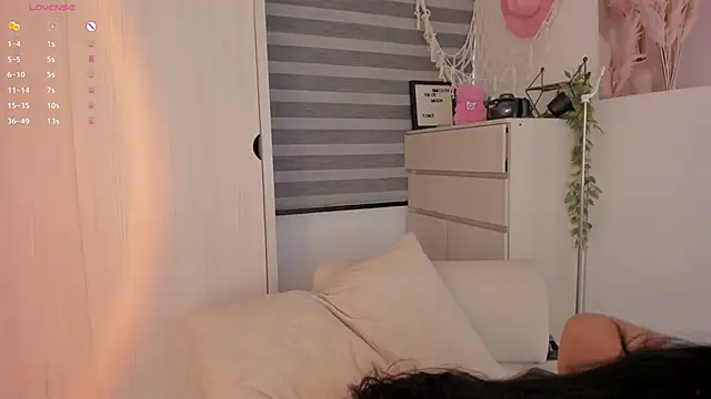 EmmyKenner online show from September 23, 11:02 am