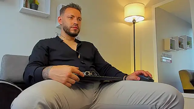 Snapshot of DIMITRI_MASTEER chatting on November 17, 9:53 pm DIMITRI MASTEER online show from November 17, 9:53 pm