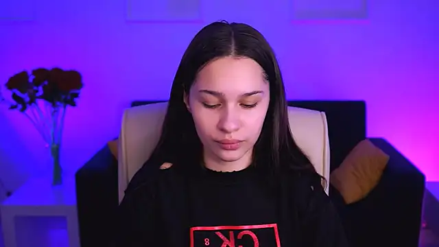 KimClarks  online show from September 8, 8:52 pm