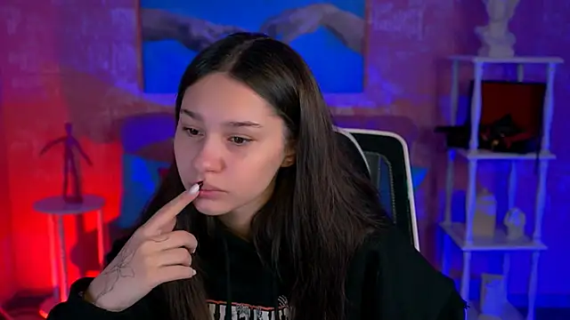 KimClarks  online show from October 7, 4:53 am