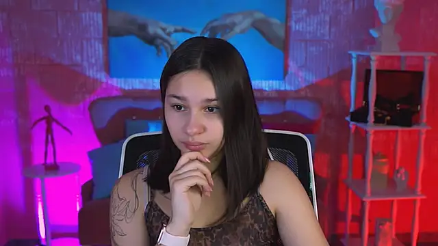 Snapshot of KimClarks_ chatting on November 8, 12:27 pm KimClarks online show from November 8, 12:27 pm