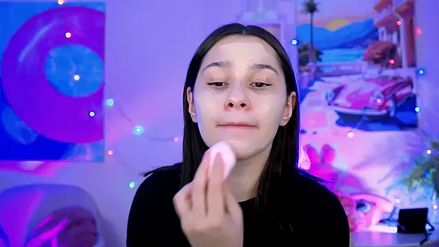 Snapshot of KimClarks_ chatting on November 17, 12:00 pm KimClarks online show from November 17, 12:00 pm