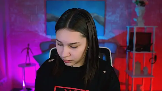 Snapshot of KimClarks_ chatting on November 21, 1:21 pm KimClarks online show from November 21, 1:21 pm