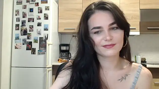 Silviaa a online show from December 19, 7:54 pm