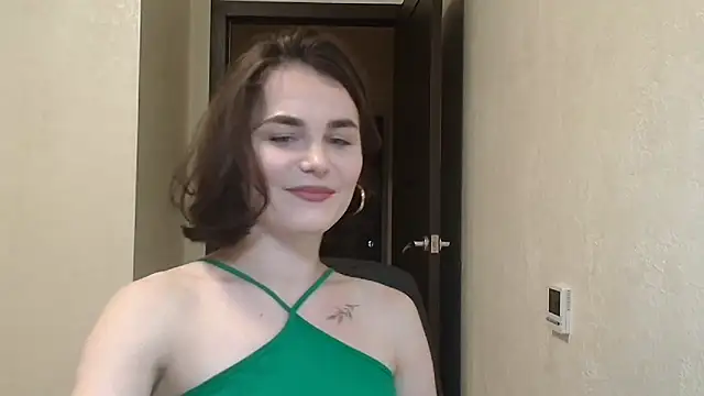 Snapshot of Silviaa_a chatting on April 9, 7:41 pm Silviaa a online show from April 9, 7:41 pm