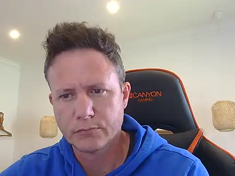 TroyDieselXXX online show from December 3, 5:26 am