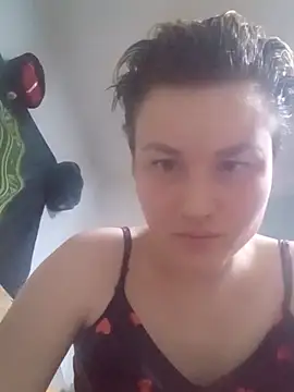 Snapshot of MoonIrene chatting on October 6, 3:53 pm MoonIrene online show from October 6, 3:53 pm