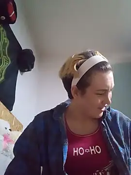 Snapshot of MoonIrene chatting on October 27, 3:05 pm MoonIrene online show from October 27, 3:05 pm