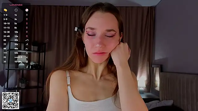 Snapshot of PetraHambelton chatting on November 26, 4:13 am PetraHambelton online show from November 26, 4:13 am