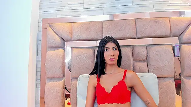 Snapshot of karol_lewiss chatting on October 27, 8:02 pm karol lewiss online show from October 27, 8:02 pm