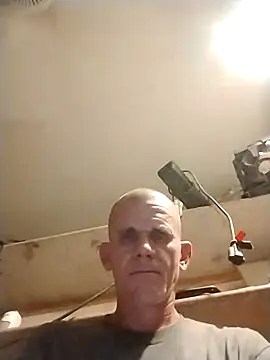 Snapshot of helldonk chatting on September 14, 7:02 pm helldonk online show from September 14, 7:02 pm