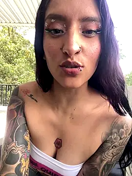 Snapshot of Scaarlettfox chatting on October 26, 7:42 pm Scaarlettfox online show from October 26, 7:42 pm