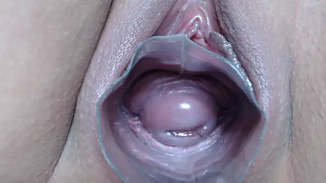 Snapshot of Princess_pussy01 chatting on November 20, 8:30 pm Princess pussy01 online show from November 20, 8:30 pm