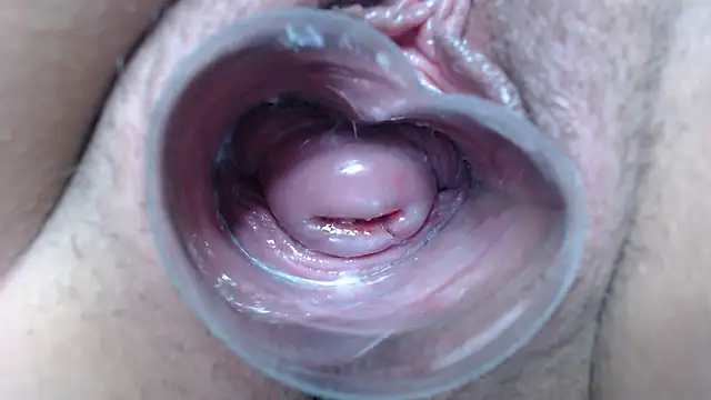 Snapshot of Princess_pussy01 chatting on December 20, 8:49 pm Princess pussy01 online show from December 20, 8:49 pm