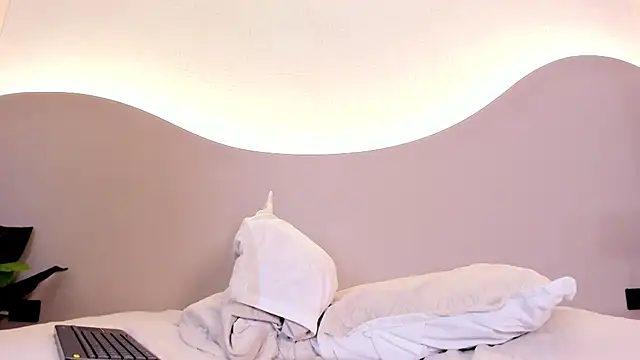 bianca angel  online show from April 5, 6:38 pm