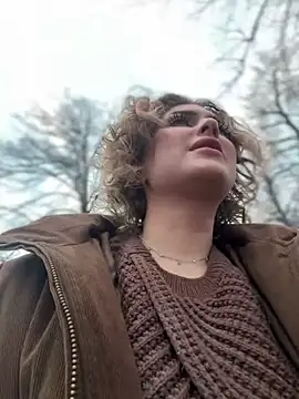 Snapshot of KellyKeler chatting on December 19, 1:18 pm KellyKeler online show from December 19, 1:18 pm