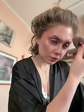 Snapshot of KellyKeler chatting on February 6, 10:51 am KellyKeler online show from February 6, 10:51 am