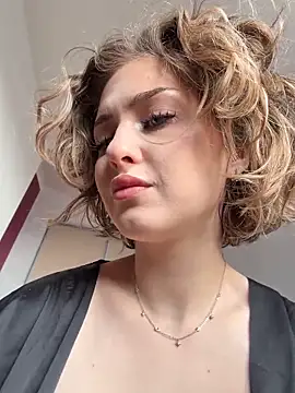 Snapshot of KellyKeler chatting on February 28, 12:39 pm KellyKeler online show from February 28, 12:39 pm