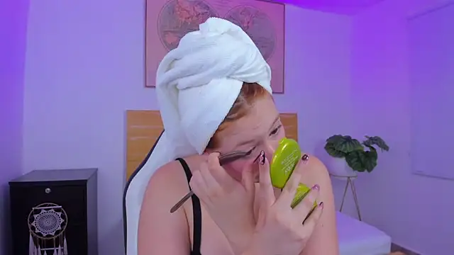 kitty sweeety  online show from March 14, 12:32 pm