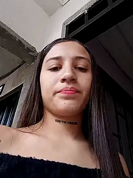 Snapshot of Arii_collins1 chatting on October 13, 5:02 pm Arii collins1 online show from October 13, 5:02 pm