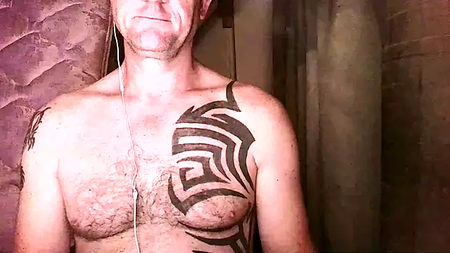 Yournaughty online show from November 13, 5:50 am