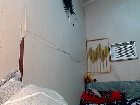 Snapshot of ladyhotcuming chatting on February 26, 4:06 pm ladyhotcuming online show from February 26, 4:06 pm