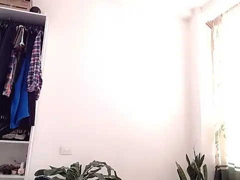 saara johnson496 online show from March 11, 5:08 pm