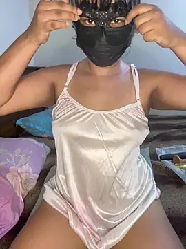 Ariana  Marie online show from April 5, 6:38 pm