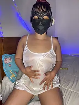 Snapshot of Ariana__Marie chatting on April 20, 3:26 pm Ariana Marie online show from April 20, 3:26 pm
