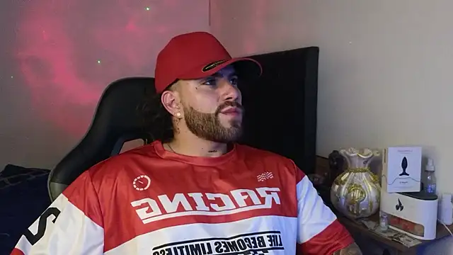 Ades Lowe online show from March 26, 5:13 am