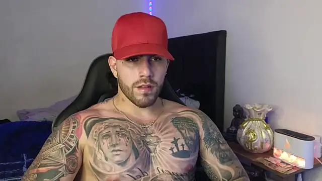 Ades Lowe online show from April 28, 5:01 am